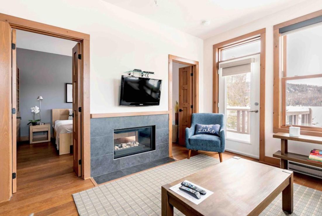 Suites Sur Lac Superieur-Mont-Tremblant Екстер'єр фото